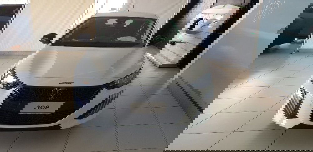 Peugeot 208 nuova a Pordenone (2)