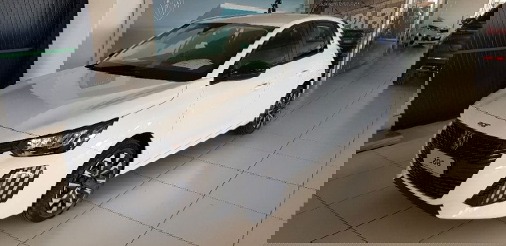 Peugeot 208 nuova a Pordenone (3)