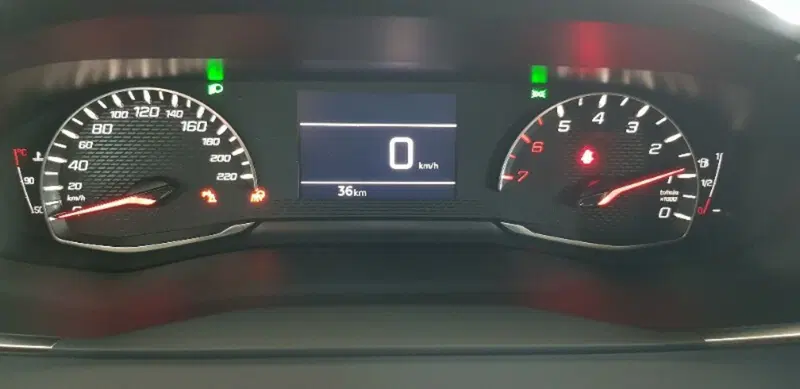 Peugeot 2008 nuova a Pordenone (11)