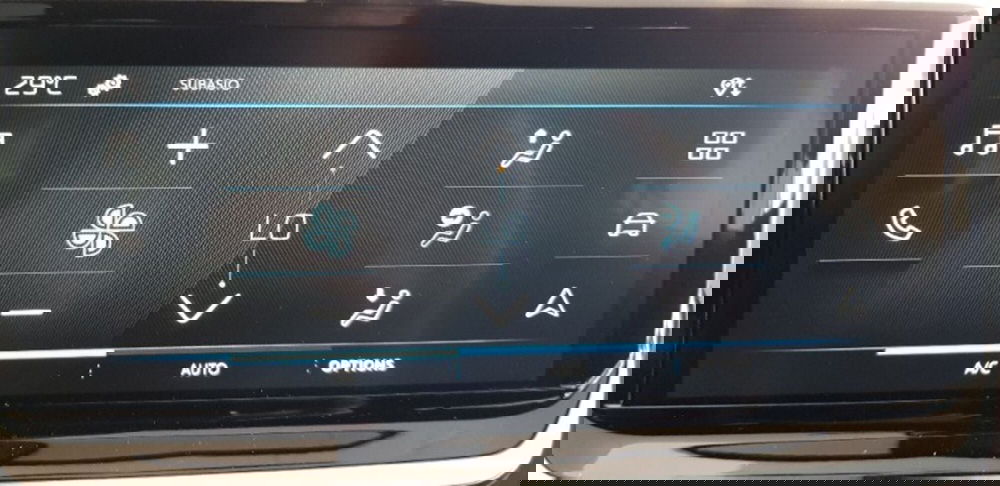 Peugeot 2008 nuova a Pordenone (13)