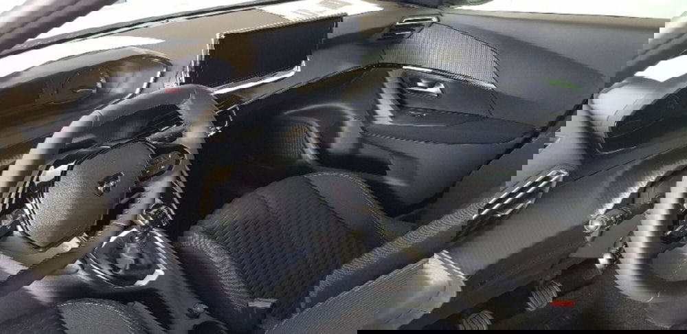 Peugeot 2008 nuova a Pordenone (15)