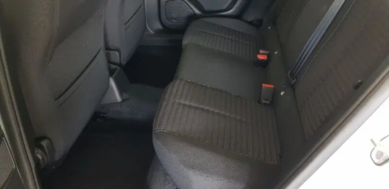 Peugeot 2008 nuova a Pordenone (18)