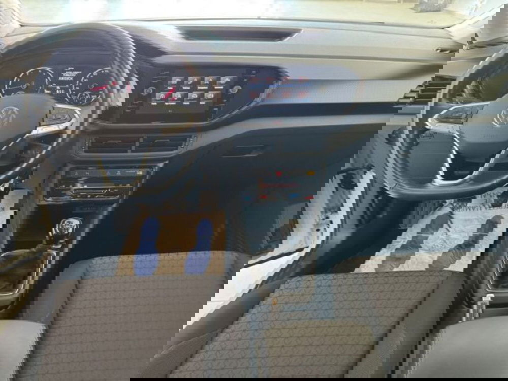 Volkswagen T-Cross usata a Cuneo (9)