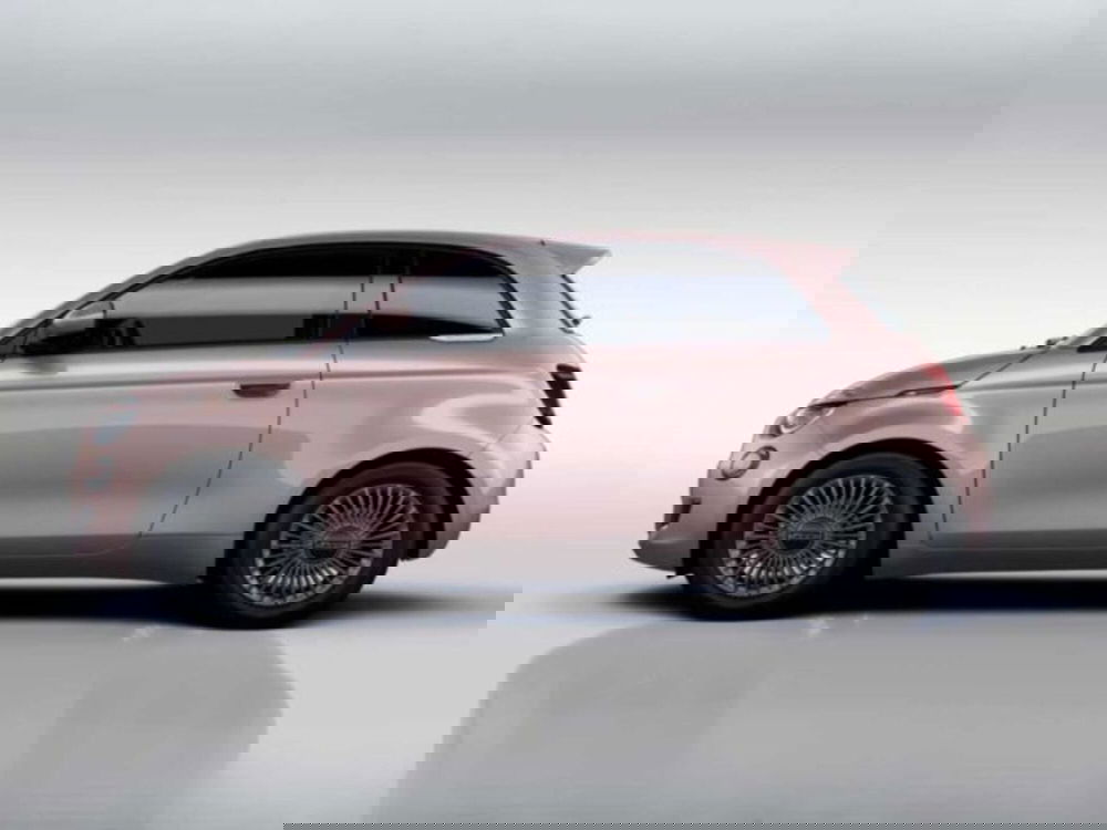 Fiat 500 nuova a Sondrio (2)