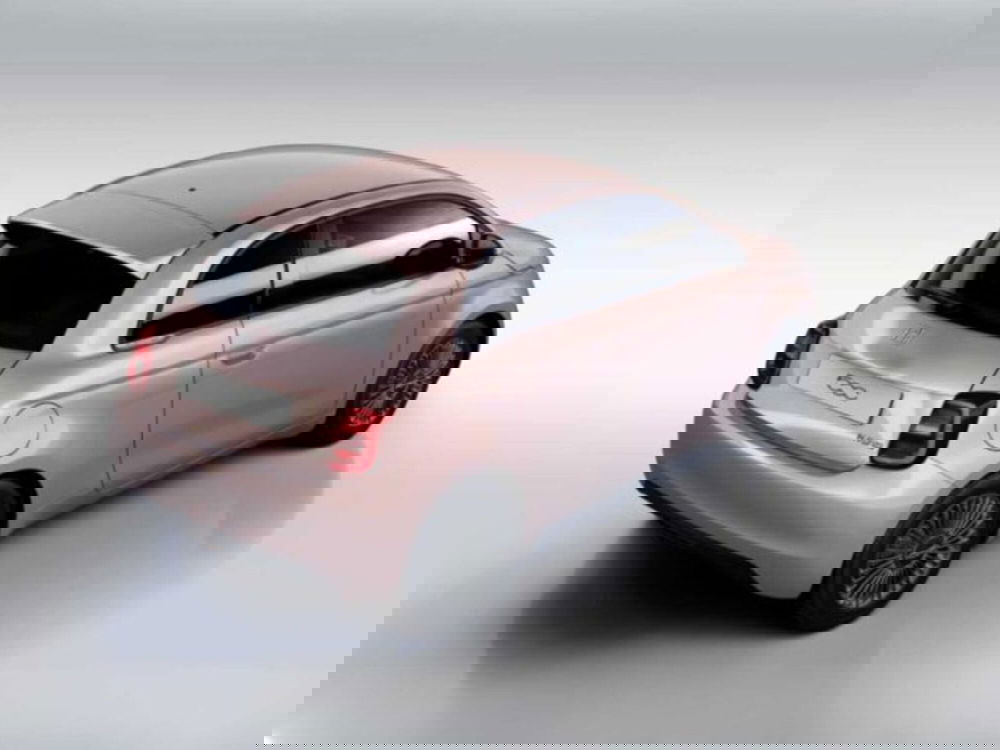 Fiat 500 nuova a Sondrio (5)