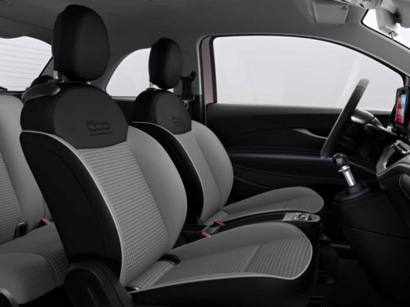 Fiat 500 nuova a Sondrio (9)