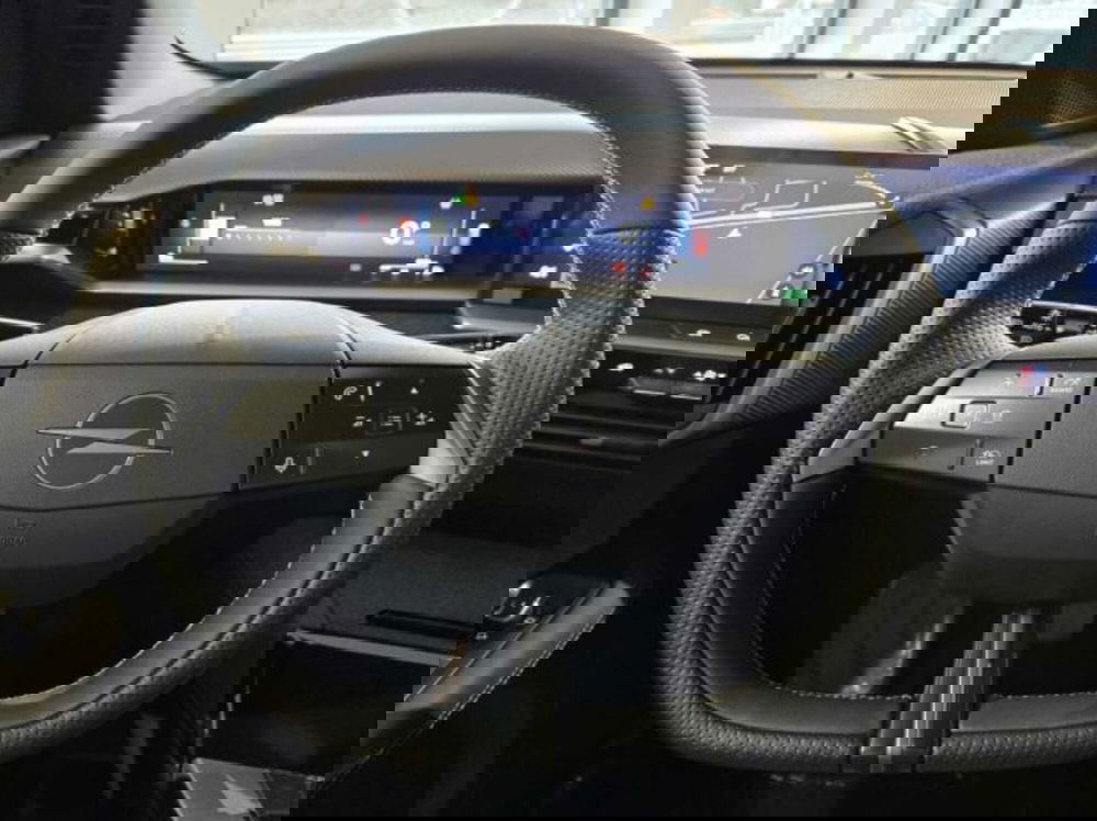 Opel Grandland nuova a Sondrio (13)