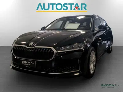 Skoda Superb 2.0 tdi Selection 150cv dsg del 2025 usata a Piacenza