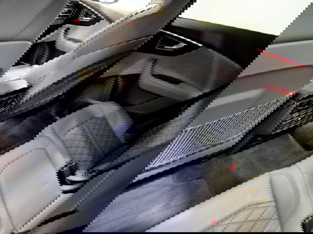 Audi Q8 Sportback usata a Padova (14)