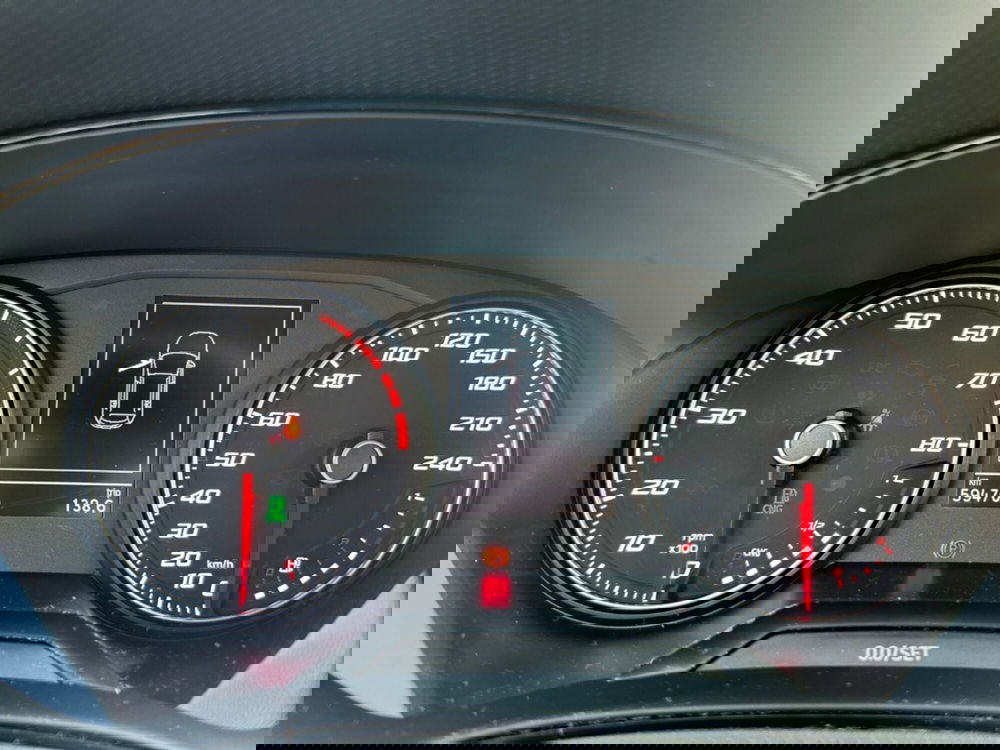 SEAT Arona usata a Verona (15)