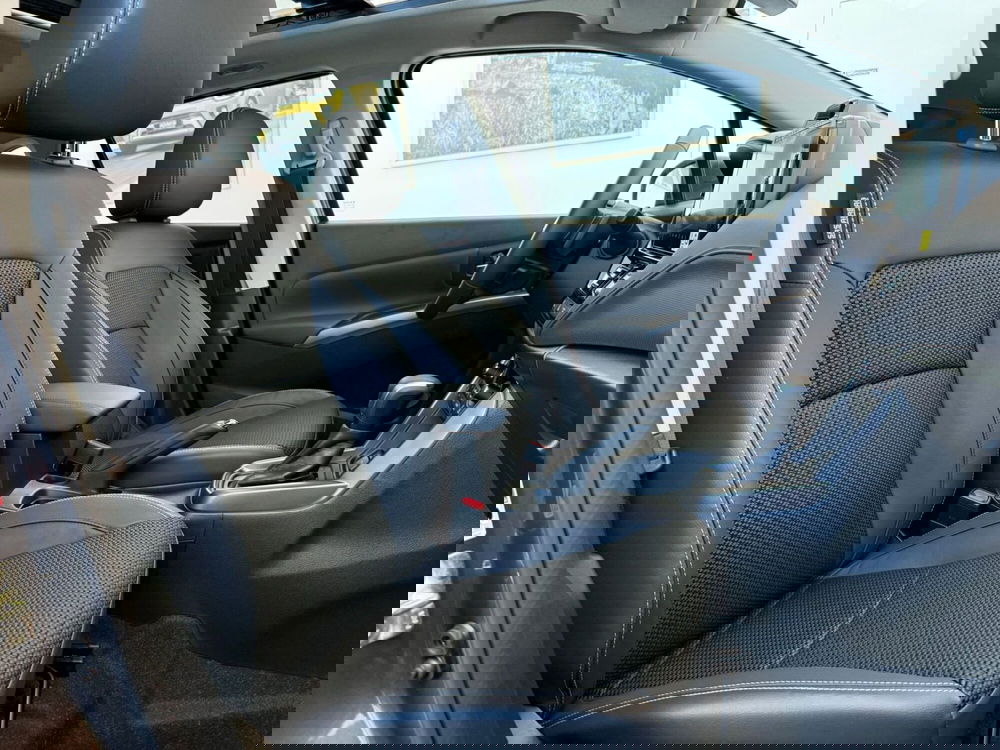 Suzuki S-Cross nuova a Teramo (13)