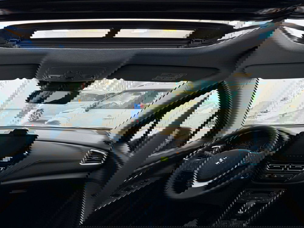 Suzuki S-Cross nuova a Teramo (15)