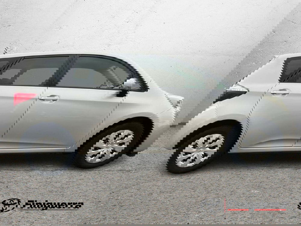 Toyota Verso-S usata a Sondrio (5)