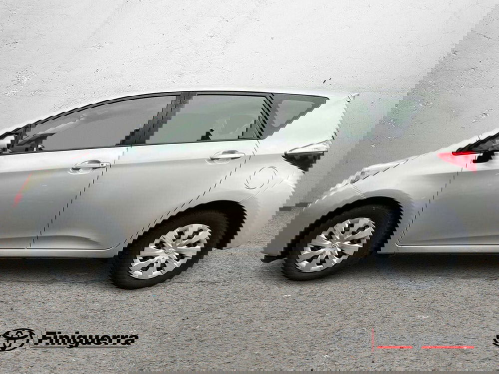 Toyota Verso-S usata a Sondrio (6)