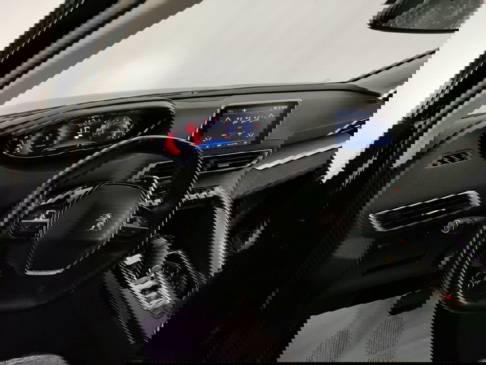 Peugeot 3008 usata a Caserta (11)