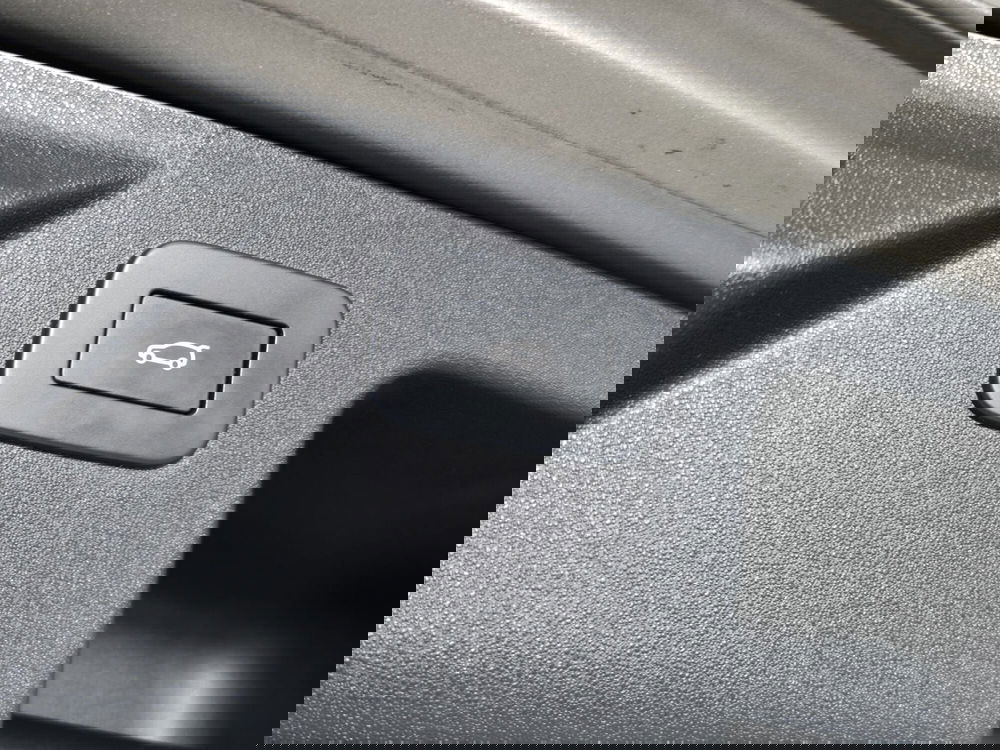 Land Rover Discovery Sport usata a Torino (19)