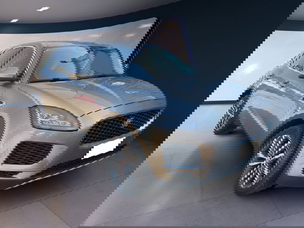 Jaguar E-Pace usata a Torino (3)