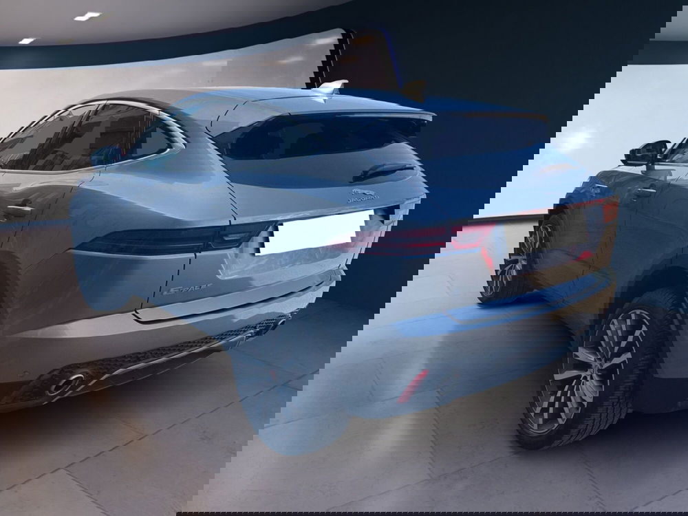 Jaguar E-Pace usata a Torino (4)