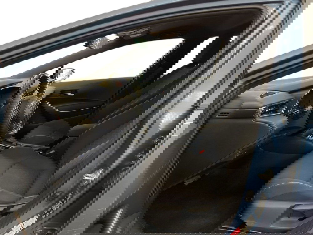 Toyota Corolla Touring Sports usata a Torino (10)