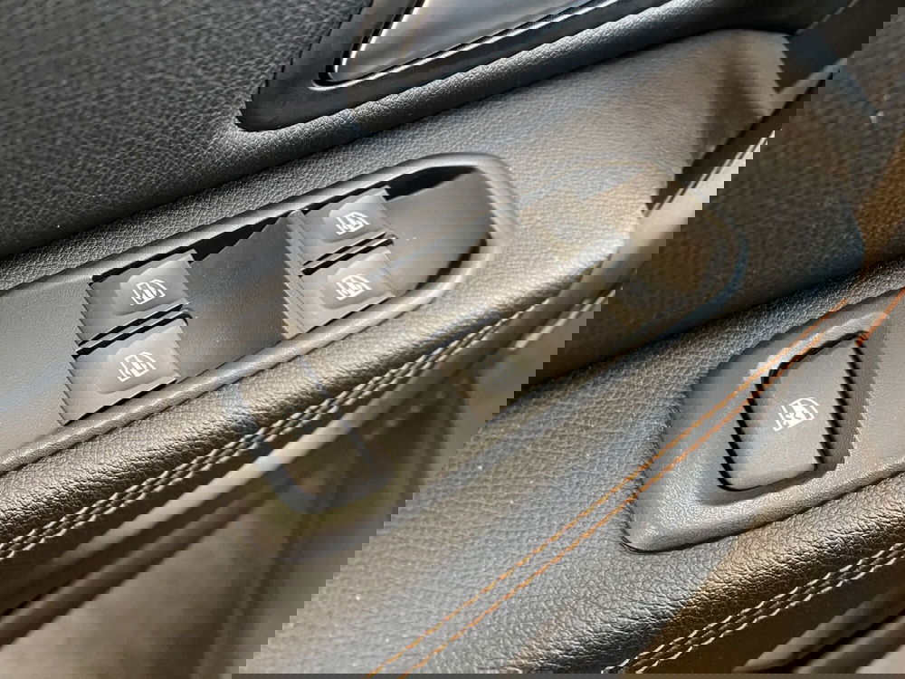 Dacia Duster usata a Monza e Brianza (14)