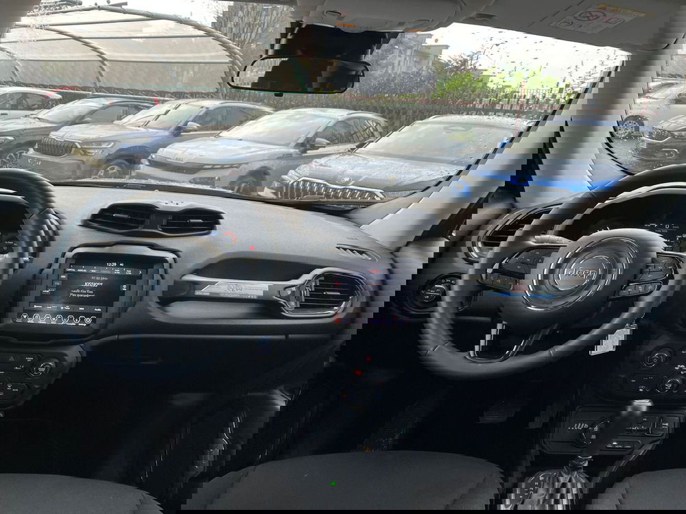 Jeep Renegade usata a Milano (15)