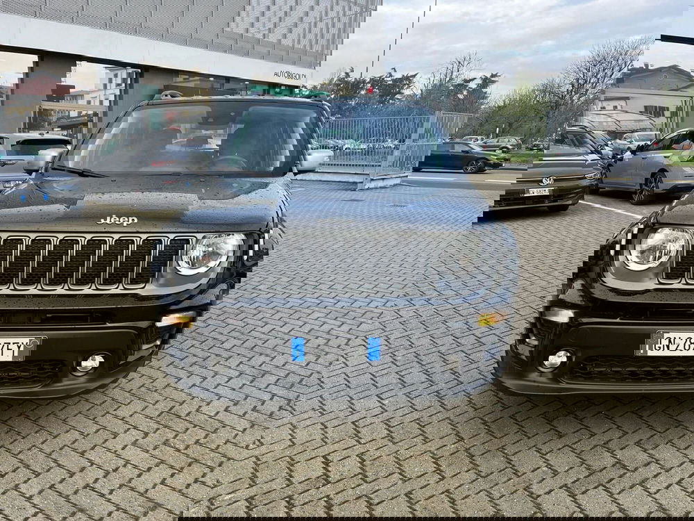 Jeep Renegade usata a Milano (2)