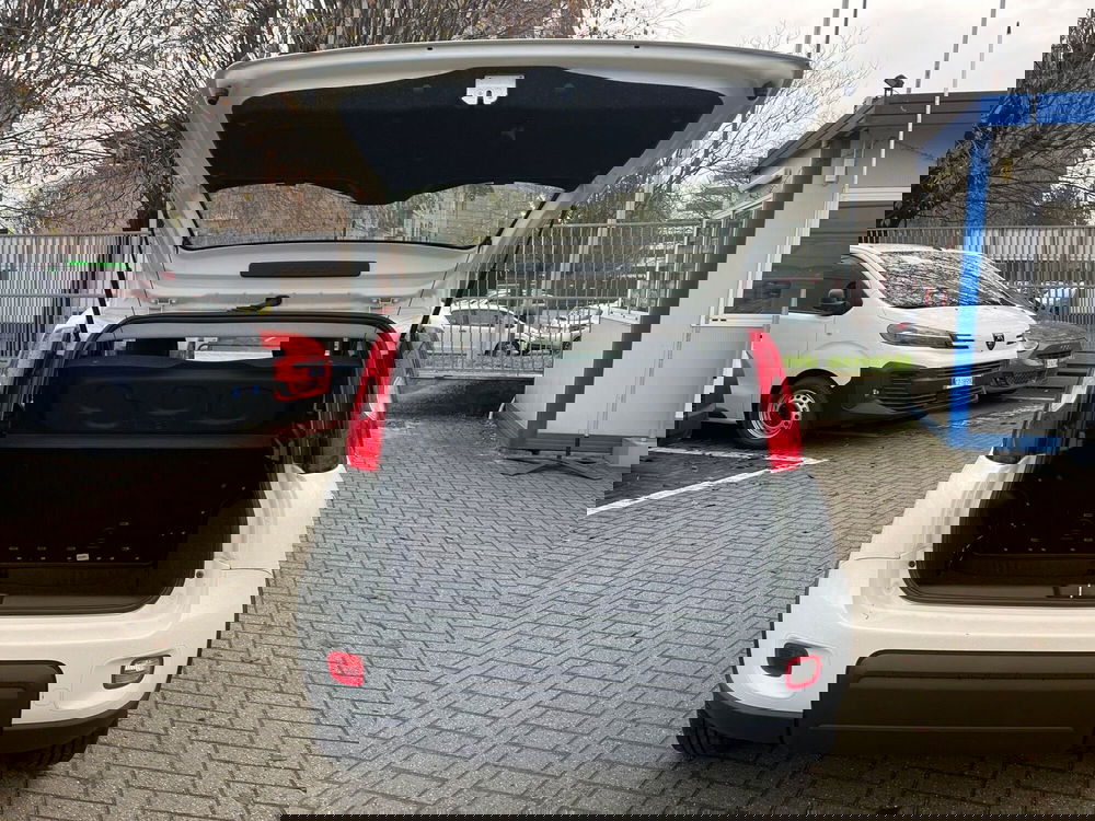 Fiat Panda Cross usata a Milano (9)