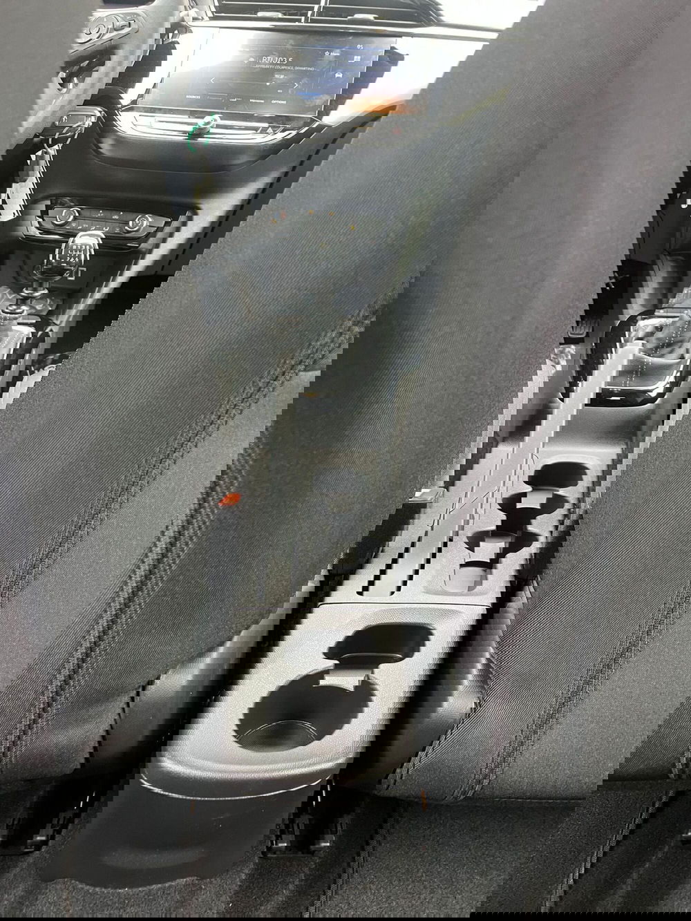 Opel Corsa nuova a Milano (20)