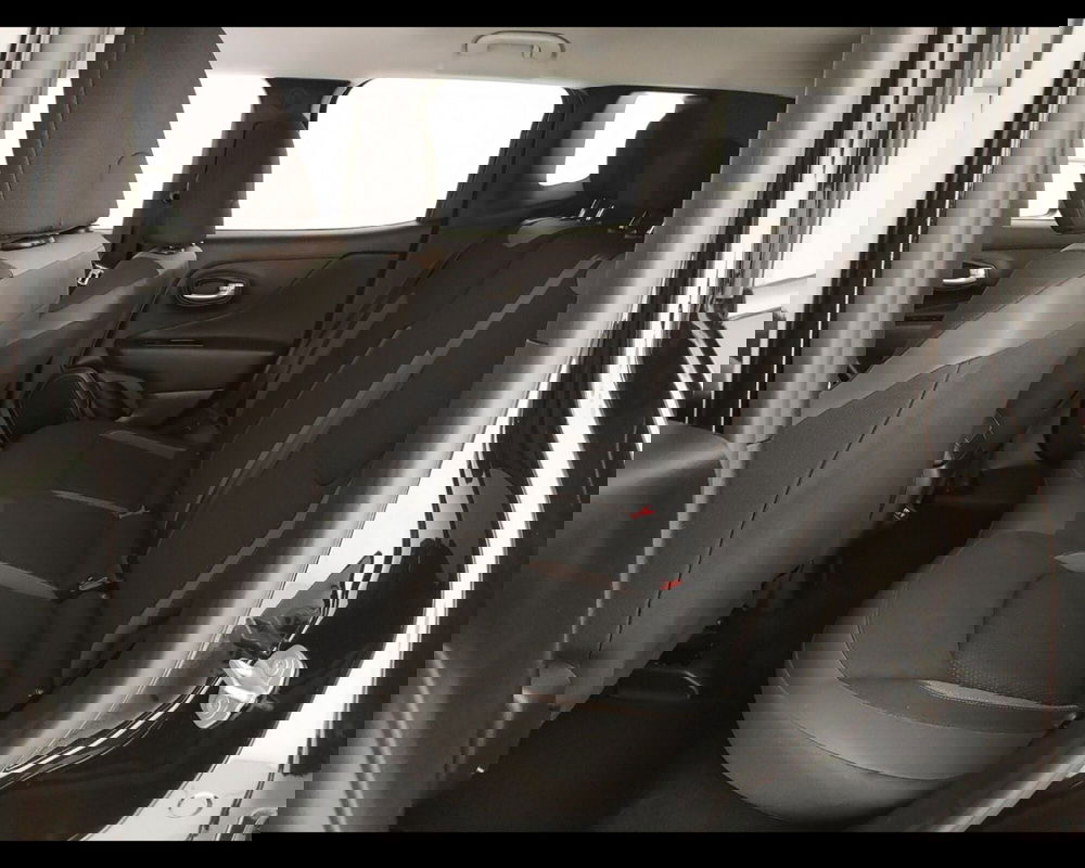 Jeep Renegade usata a Caserta (18)