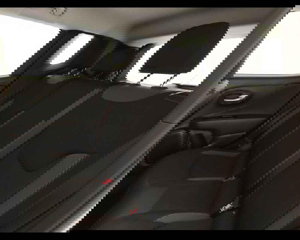 Jeep Renegade usata a Caserta (19)