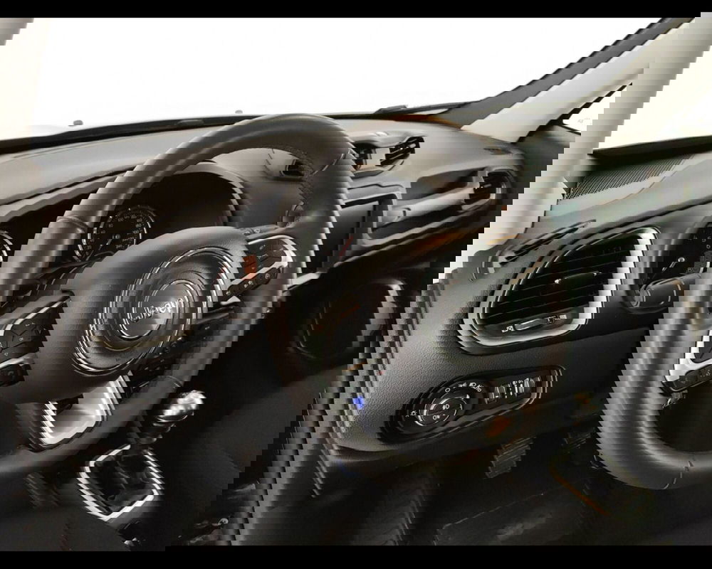 Jeep Renegade usata a Caserta (20)