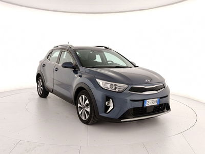 Kia Stonic 1.0 T-GDi 100 CV MHEV iMT Style del 2021 usata a Caserta