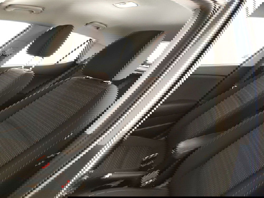 Kia Stonic usata a Caserta (18)