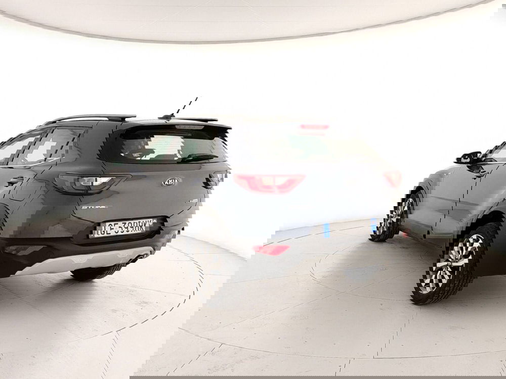 Kia Stonic usata a Caserta (4)