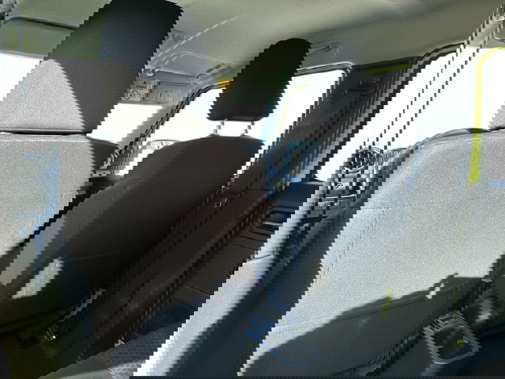 Suzuki Jimny nuova a Pistoia (10)