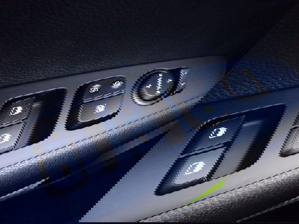 Kia Picanto nuova a Treviso (16)