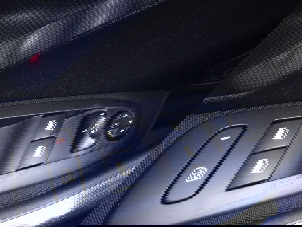 Peugeot 2008 usata a Treviso (17)