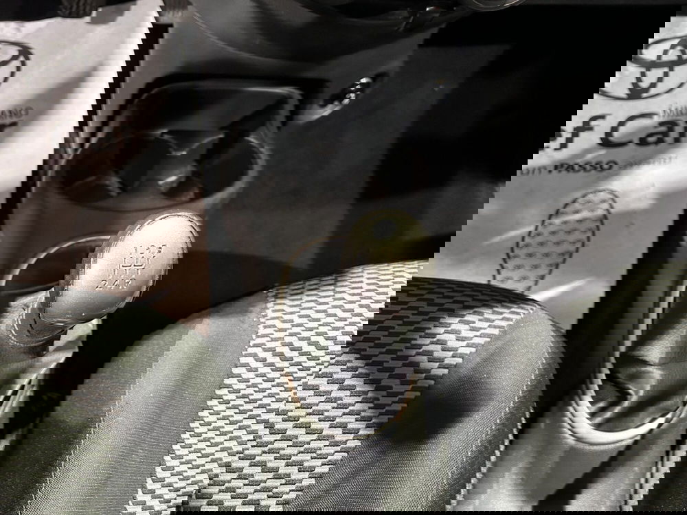 Nissan Micra usata a Milano (14)