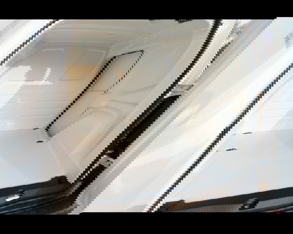 Renault Kangoo Furgone nuova a Treviso (15)