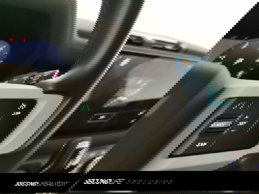 Land Rover Defender usata a Chieti (12)