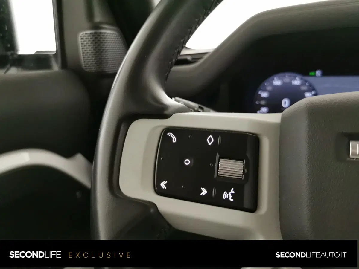 Land Rover Defender usata a Chieti (13)