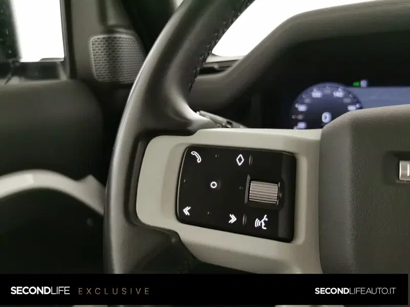 Land Rover Defender usata a Chieti (13)