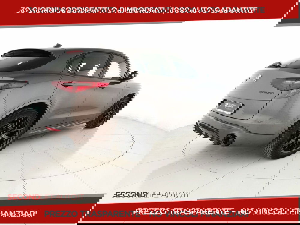 Alfa Romeo Stelvio usata a Chieti (3)