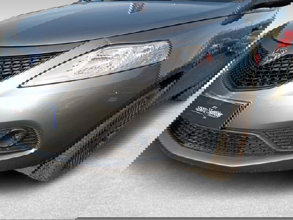 Lancia Ypsilon usata a Firenze (2)