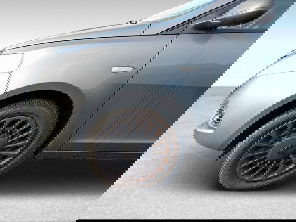 Lancia Ypsilon usata a Firenze (4)