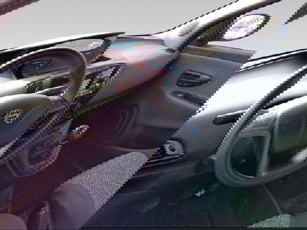 Lancia Ypsilon usata a Firenze (9)