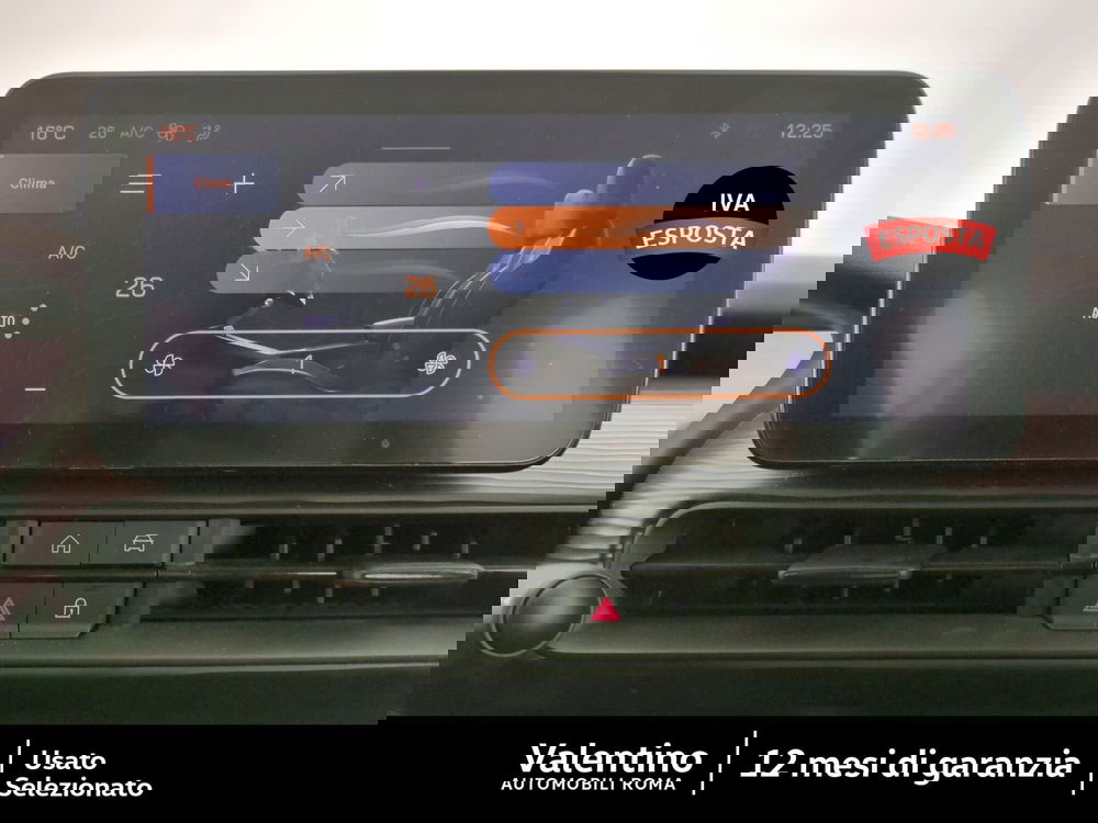 Jeep Avenger usata a Roma (18)