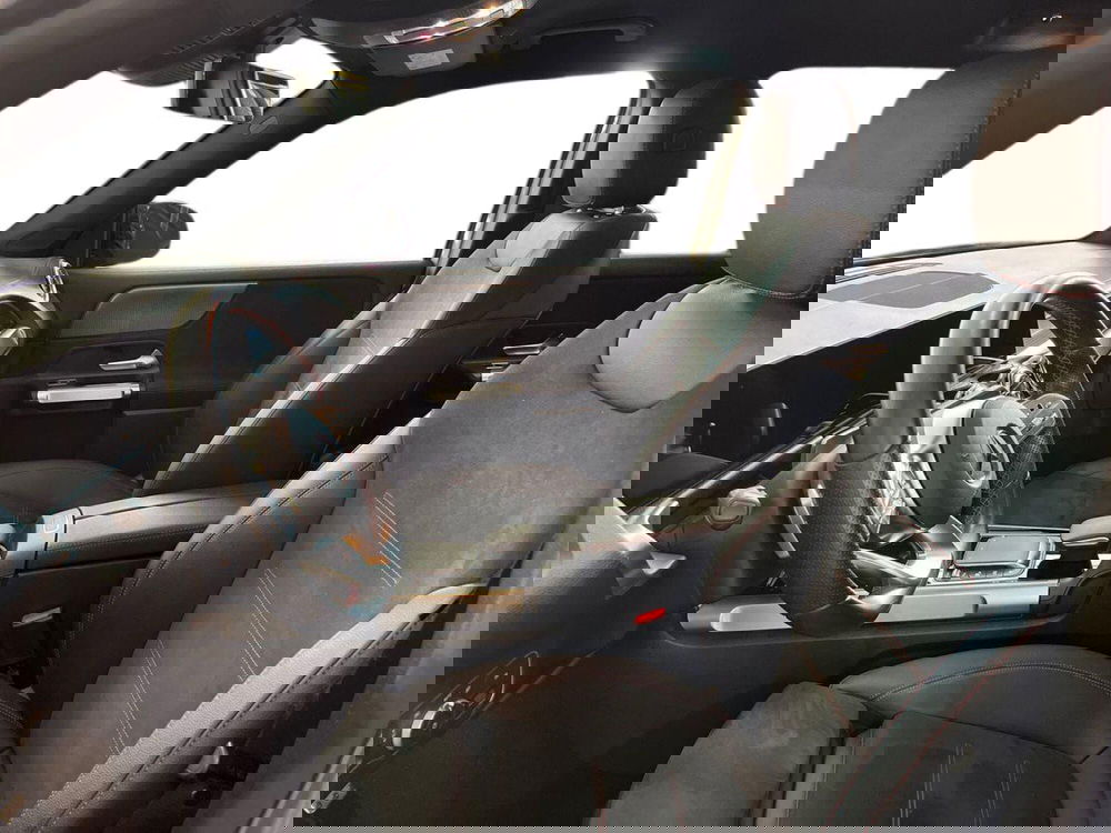 Mercedes-Benz EQB usata a Barletta-Andria-Trani (7)