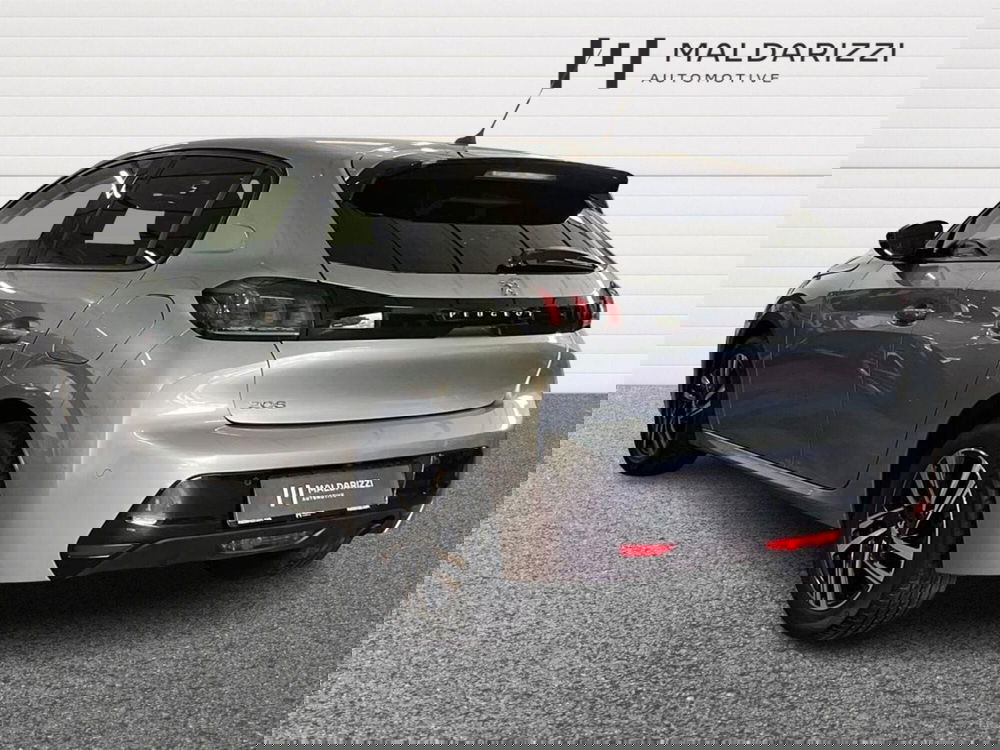 Peugeot 208 usata a Bari (4)