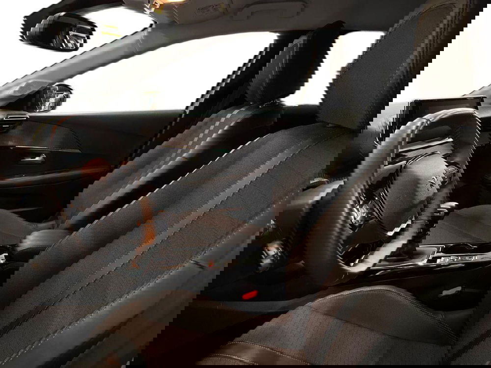 Peugeot 208 usata a Bari (7)